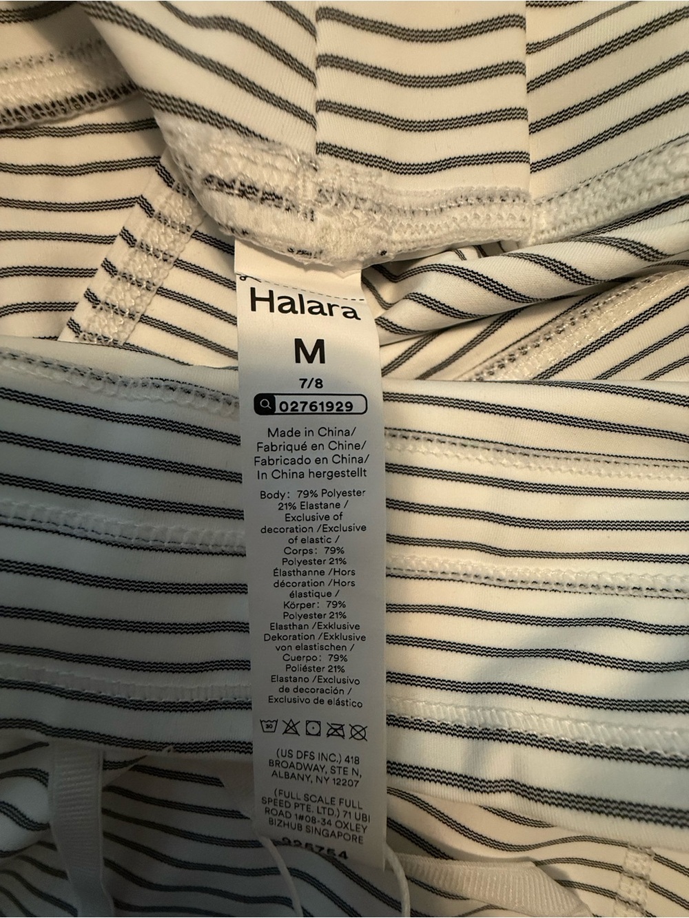 7/8 Length High Waisted Drawstring Striped Yoga Leggings with Pockets - Picture 6 of 7